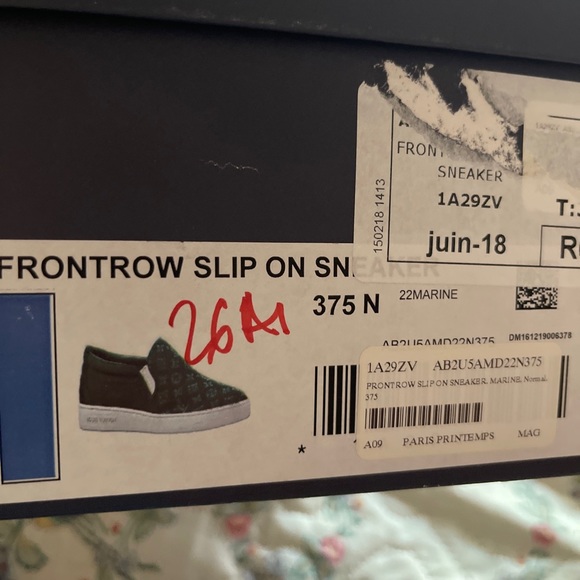 Louis Vuitton sneakers - Picture 4 of 4